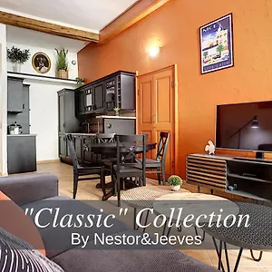 https://nestorjeeves-rossetti-vieux-nice-old-town-close-sea.fr-provencehotel.com